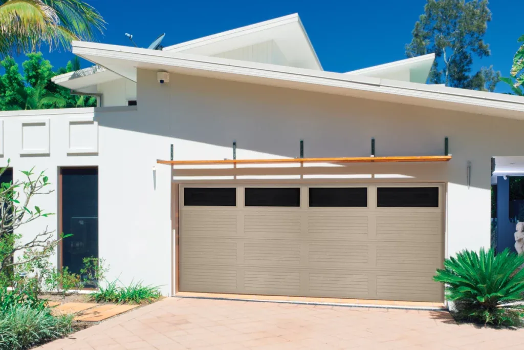 460/461 Louvered Panel